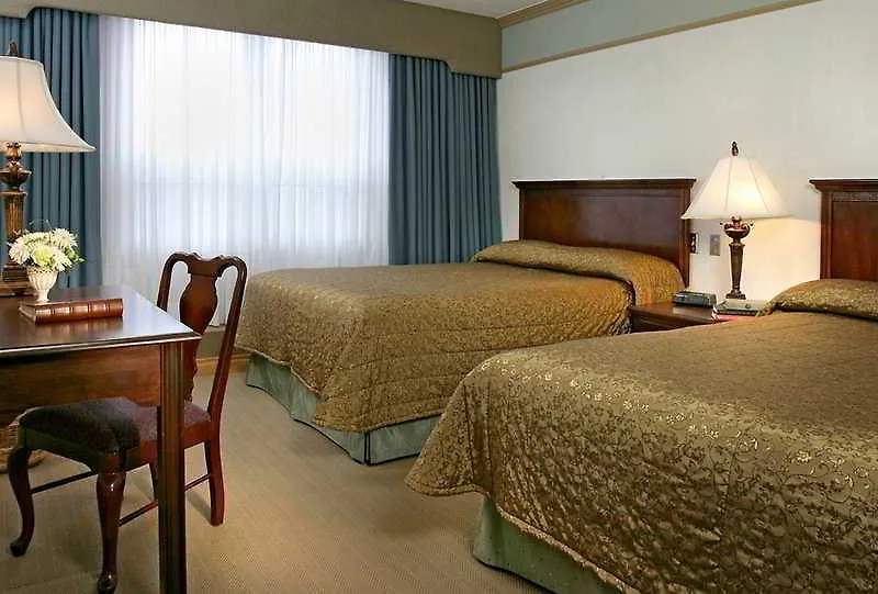 Mount Royal Hotel Banff 3*,