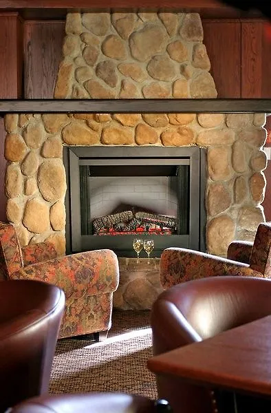Mount Royal Hotel Banff 3*,